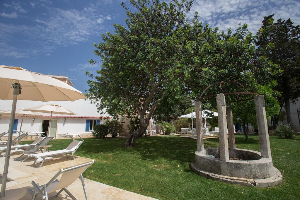 Li Pappi Antico Casale Bed & Breakfast Galatina Exterior photo