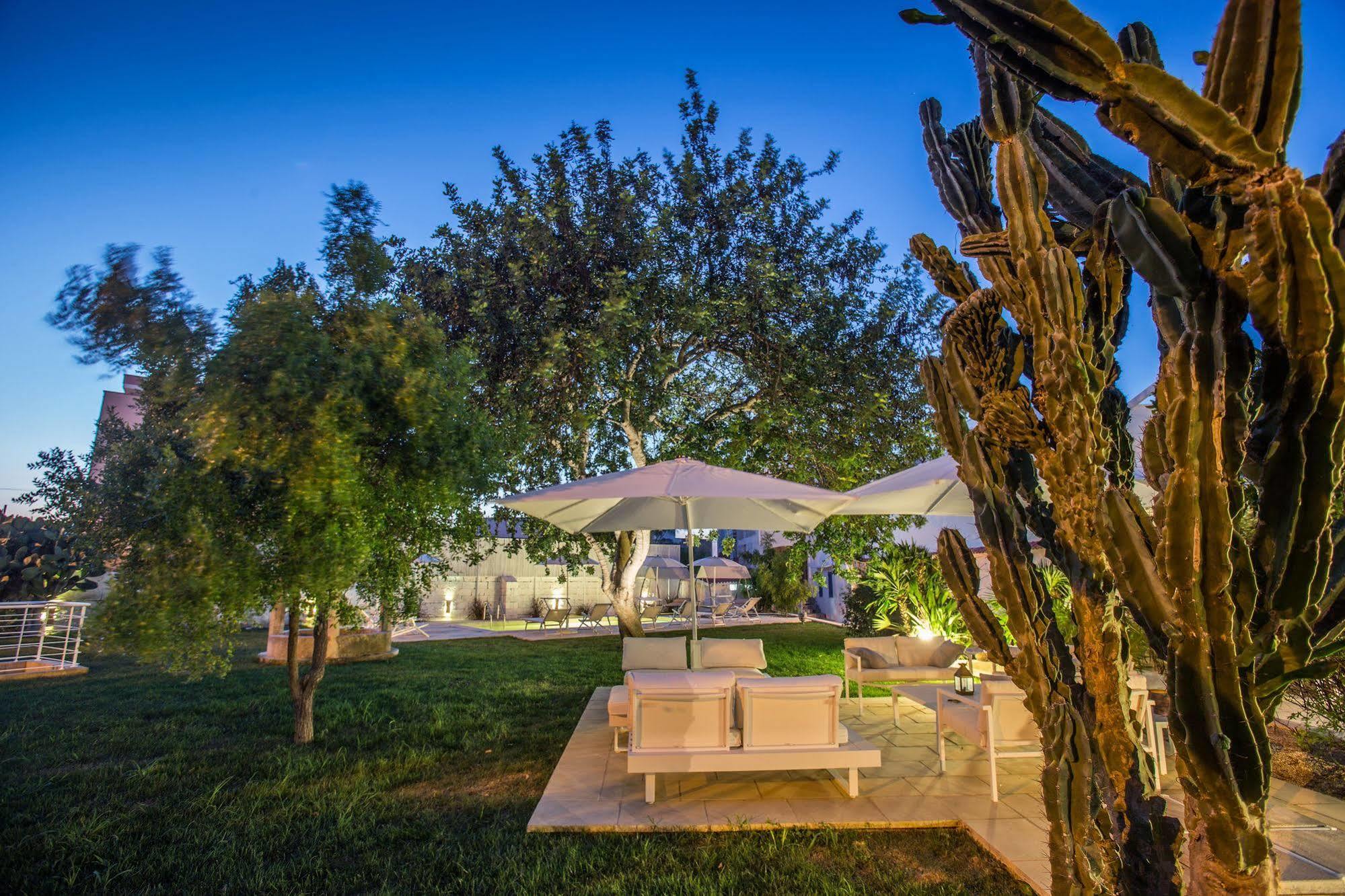 Li Pappi Antico Casale Bed & Breakfast Galatina Exterior photo